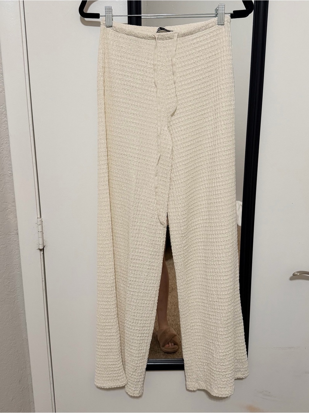 Zara Cream Wide-Leg Textured Knit Pants with Drawstring Waist
